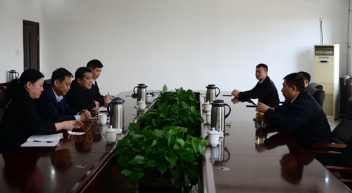 汶上县委副书记、县长李洪文到球盟会(中国)公司调研